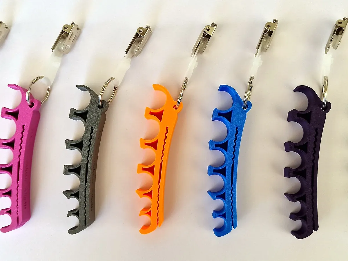 Spritzenhalter 1.0 mit Clip in Pink, Grau, Orange, Blau und Lila